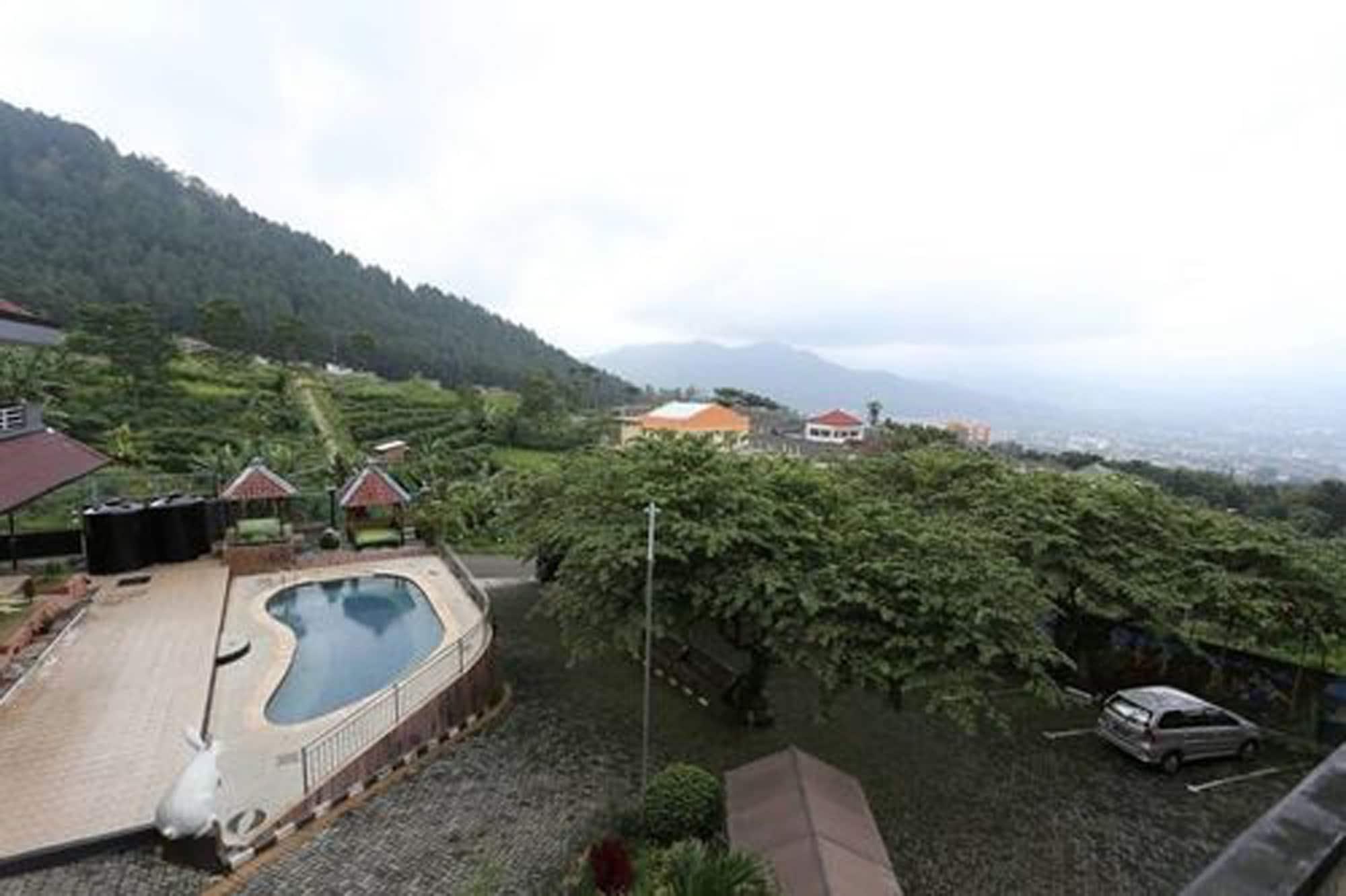 Villa Panderman Indah Бату Экстерьер фото