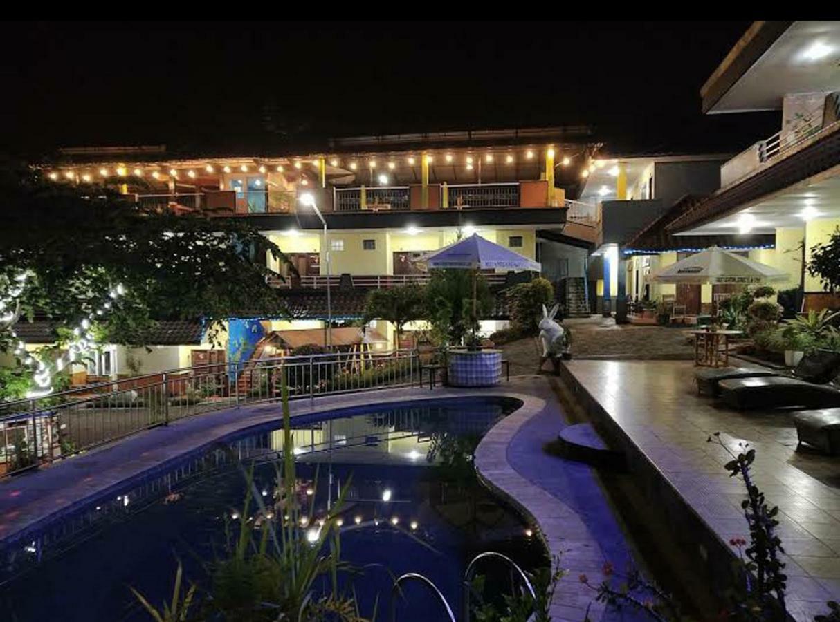 Villa Panderman Indah Бату Экстерьер фото