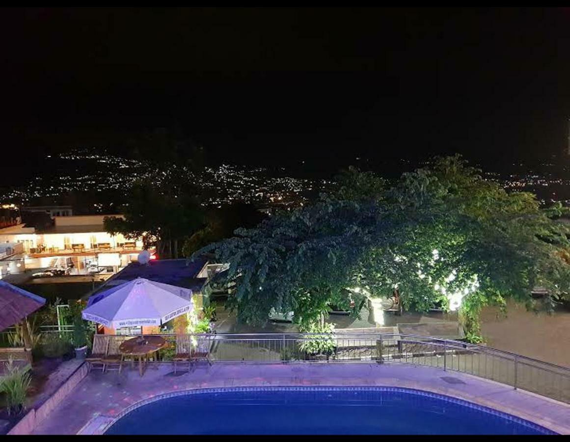 Villa Panderman Indah Бату Экстерьер фото