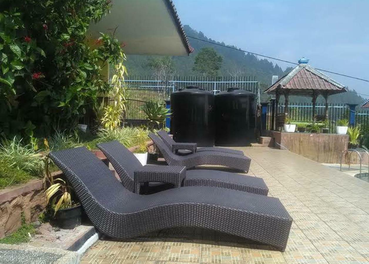 Villa Panderman Indah Бату Экстерьер фото